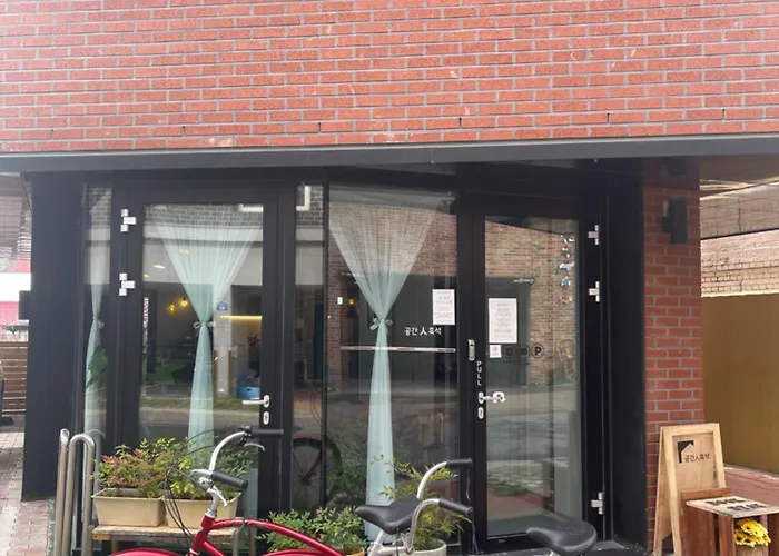 Space In Blackstone Seul