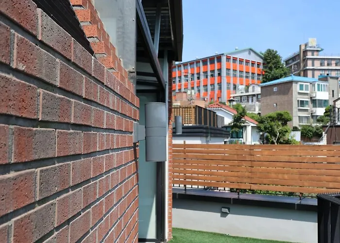 Space In Blackstone 아파트호텔