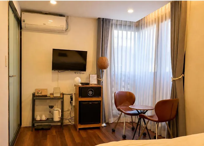 Space In Blackstone 4*